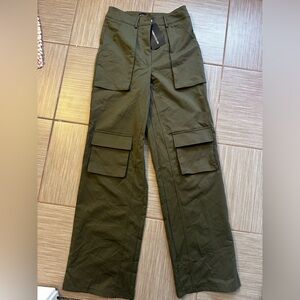 Pretty little thing cargo trouser brand new with tag size 6